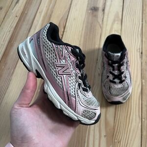 New Balance 740 White Pink Silver Mesh Y2K Running Shoes Kids Size 9 Rose Sugar